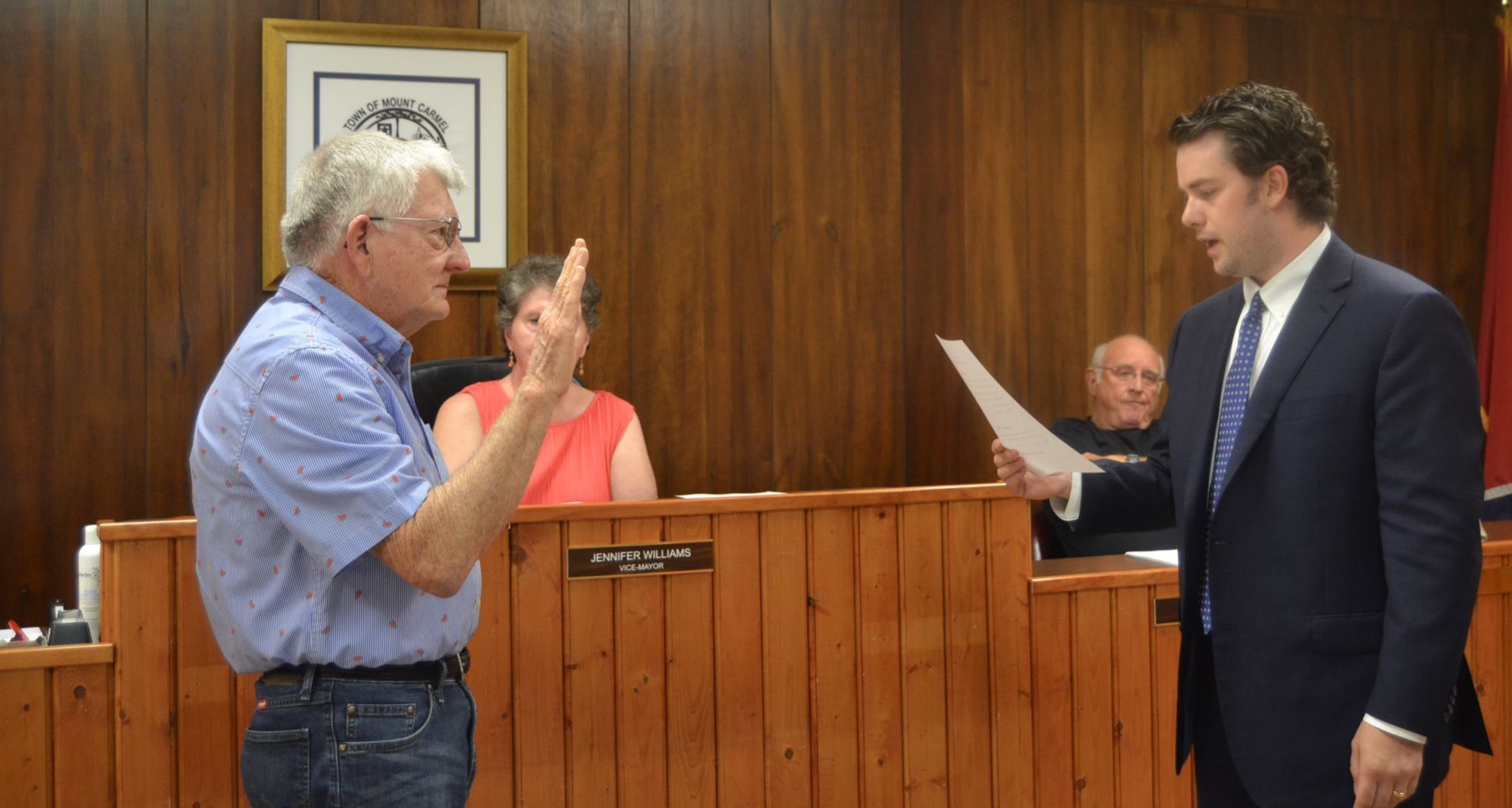 Mount Carmel has new Mayor, Vice Mayor and two new Aldermen “We’re in unprecedented times,” attorney says